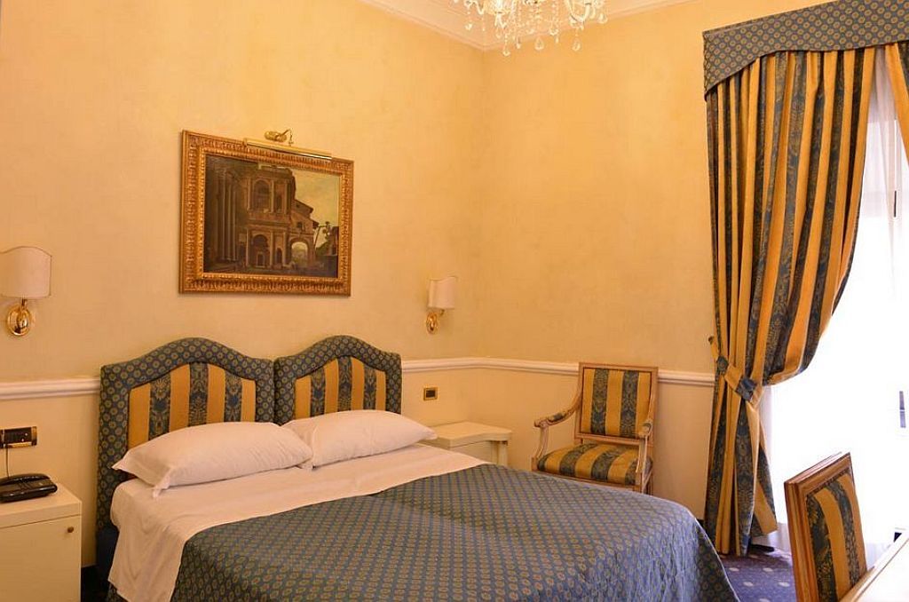 Hotel Traiano Roma Ngoại thất bức ảnh